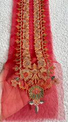 Saaphire Red Green Orange Neckline