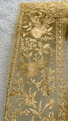 Sapphire Yellow Wide Border Yard