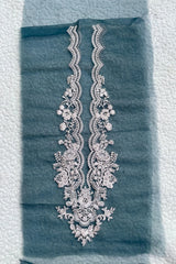 Zinc Neckline with Dull Embroidery