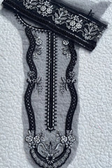 Black and Silver Set 25” border