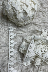 Dyeable Milky Lace 3 Leaf