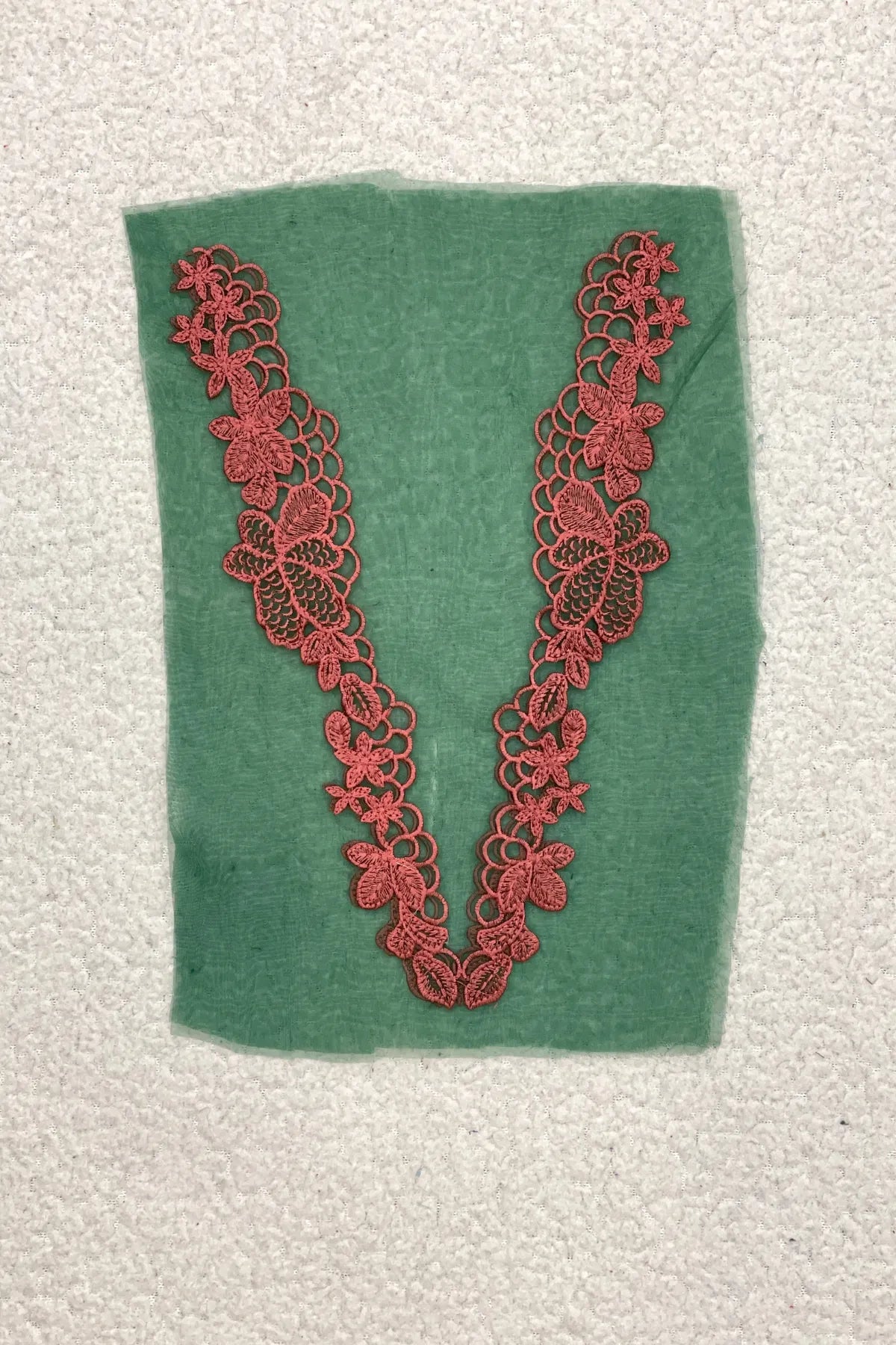 Sapphire Green Neckline