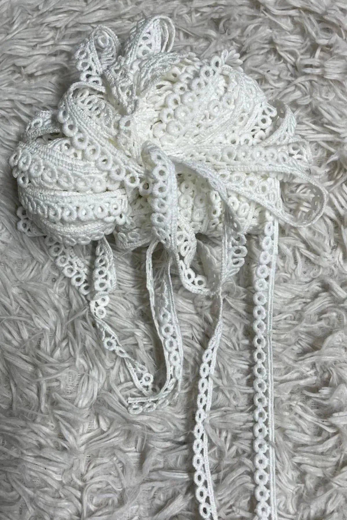 Dyeable Milky Lace Small Circles