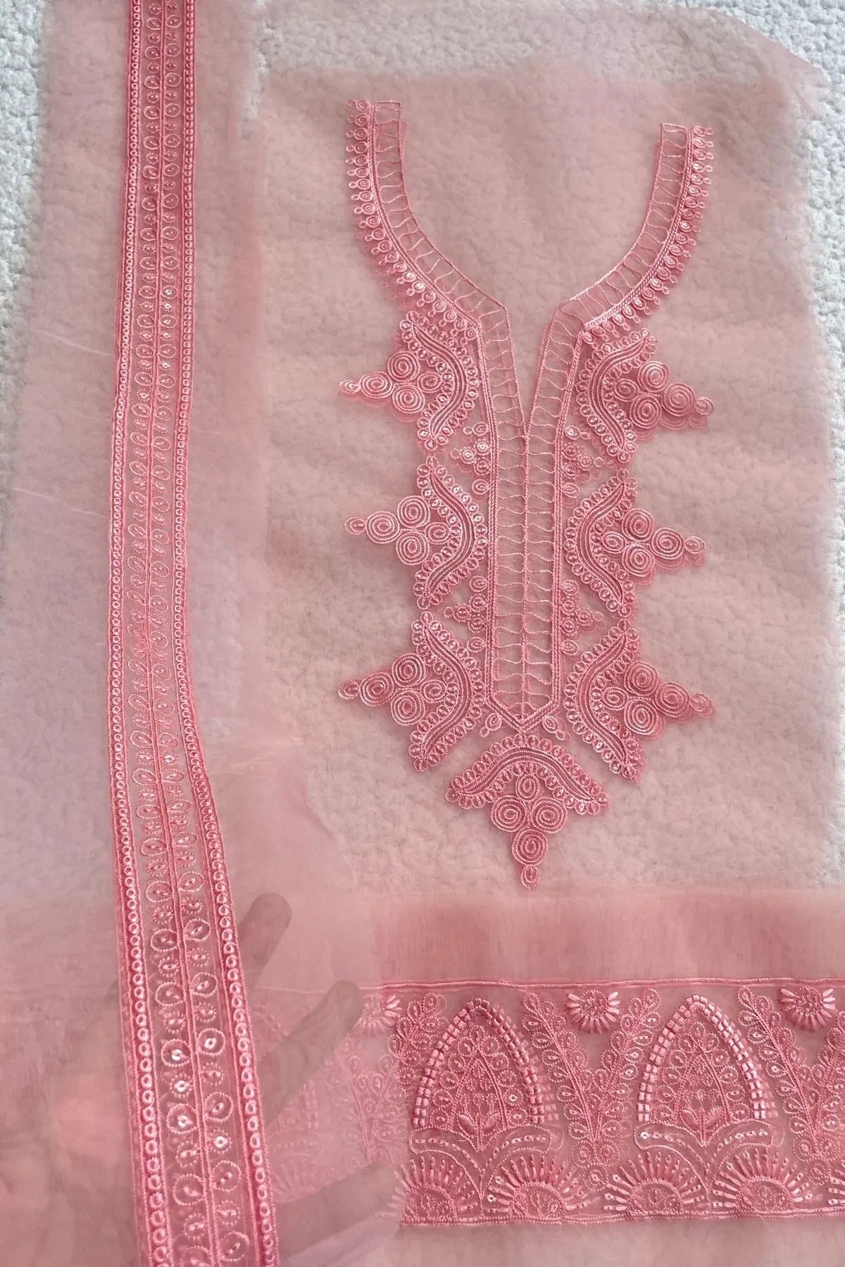 Sapphire Pink Neckline + Yard thin border + 32 inches thin Border