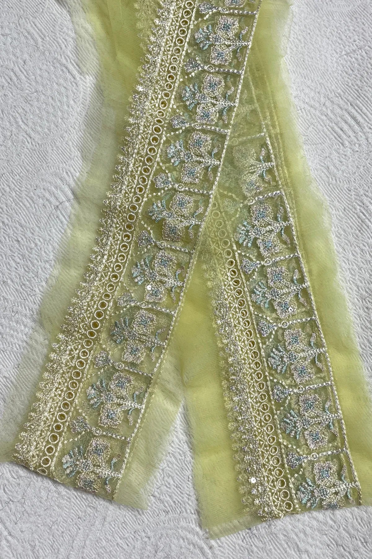 Chikankari Lemon Green Net yard Border
