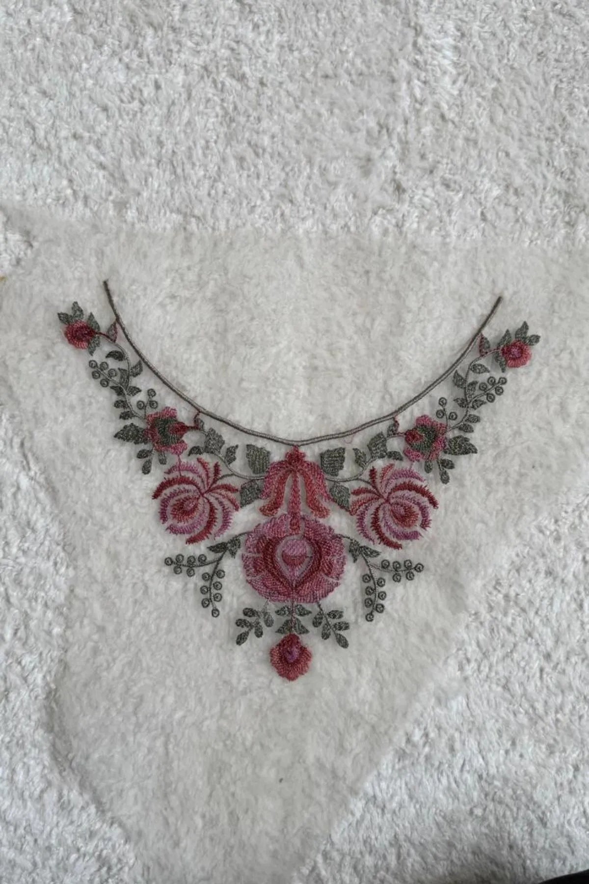 Kids Neckline