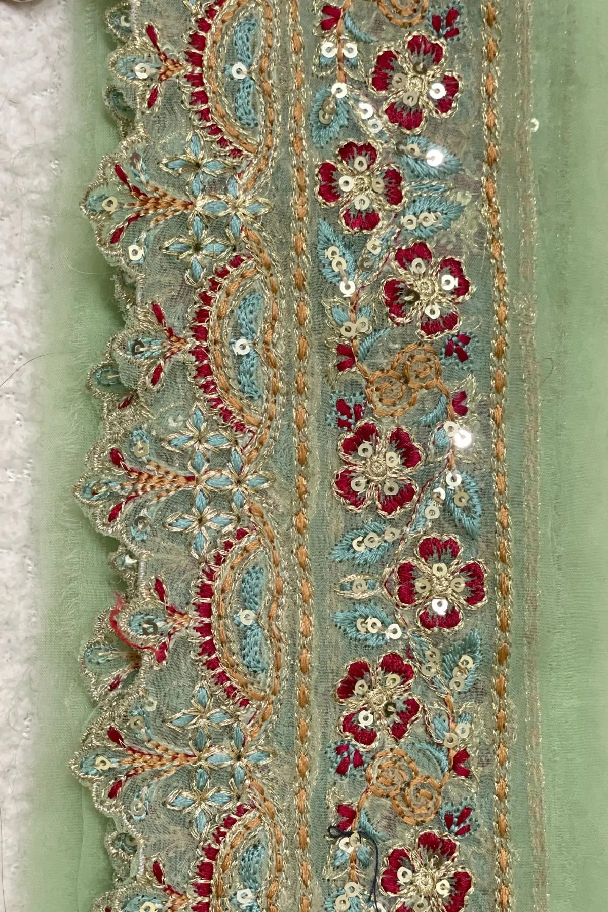 MaryumNMaria 33” Fancy Sequin line