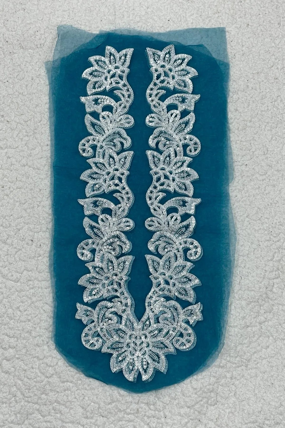 M&M Blue and White Borders Set (Neckline + Front + Back )
