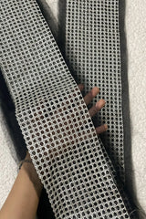 Baroque Black & White Yard Border