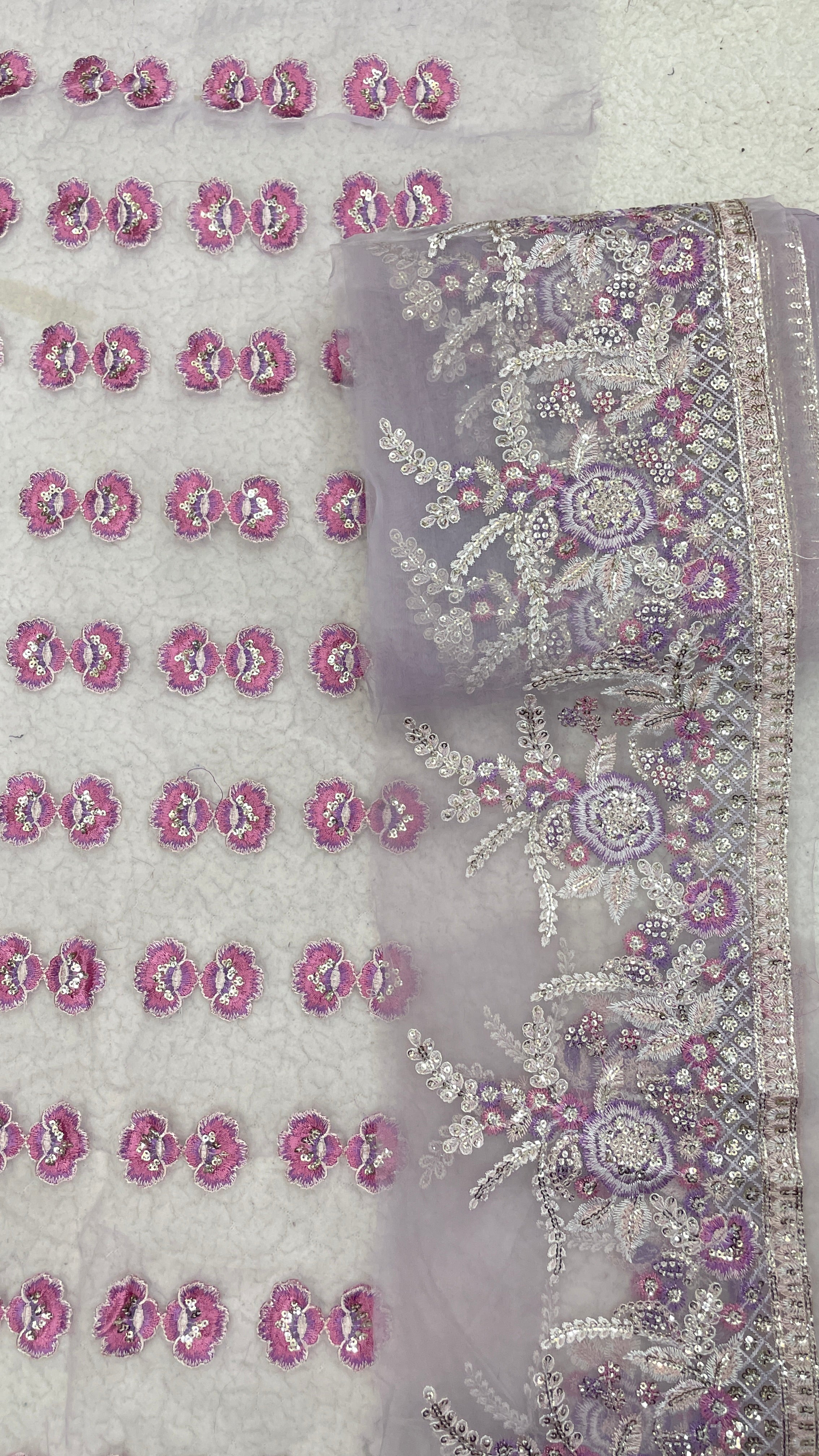ETHNC Luxe Yard border with Pair of Bunches
