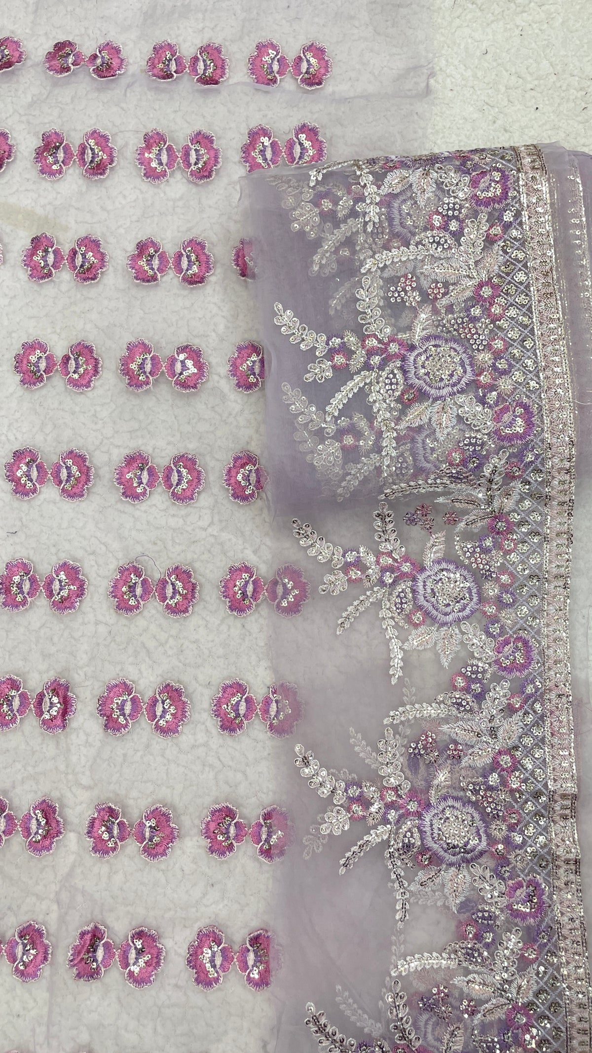 ETHNC Luxe Yard border with Pair of Bunches