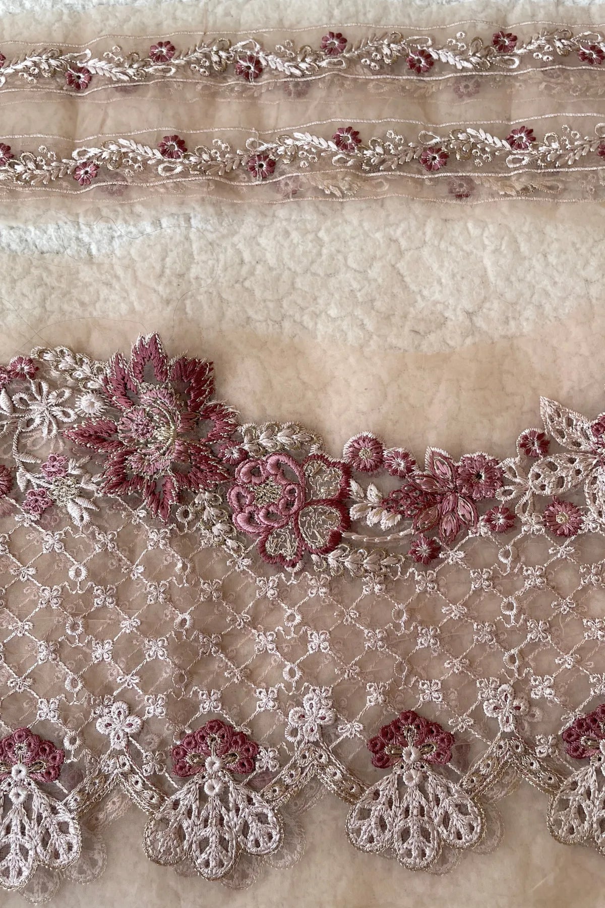 Imrozia Set (30inches Wide border , 1.75+1.75 Yard Thin border)