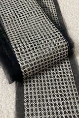 Baroque Black & White Yard Border