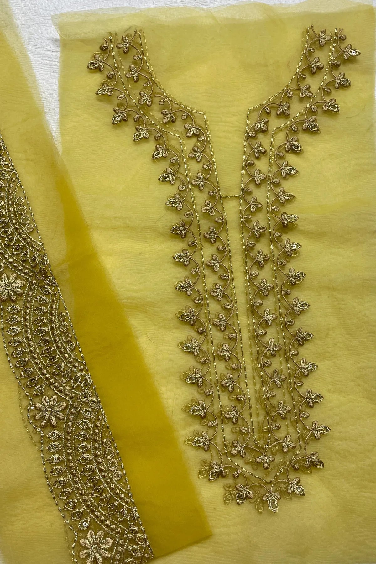 Yellow Set with Yard Border