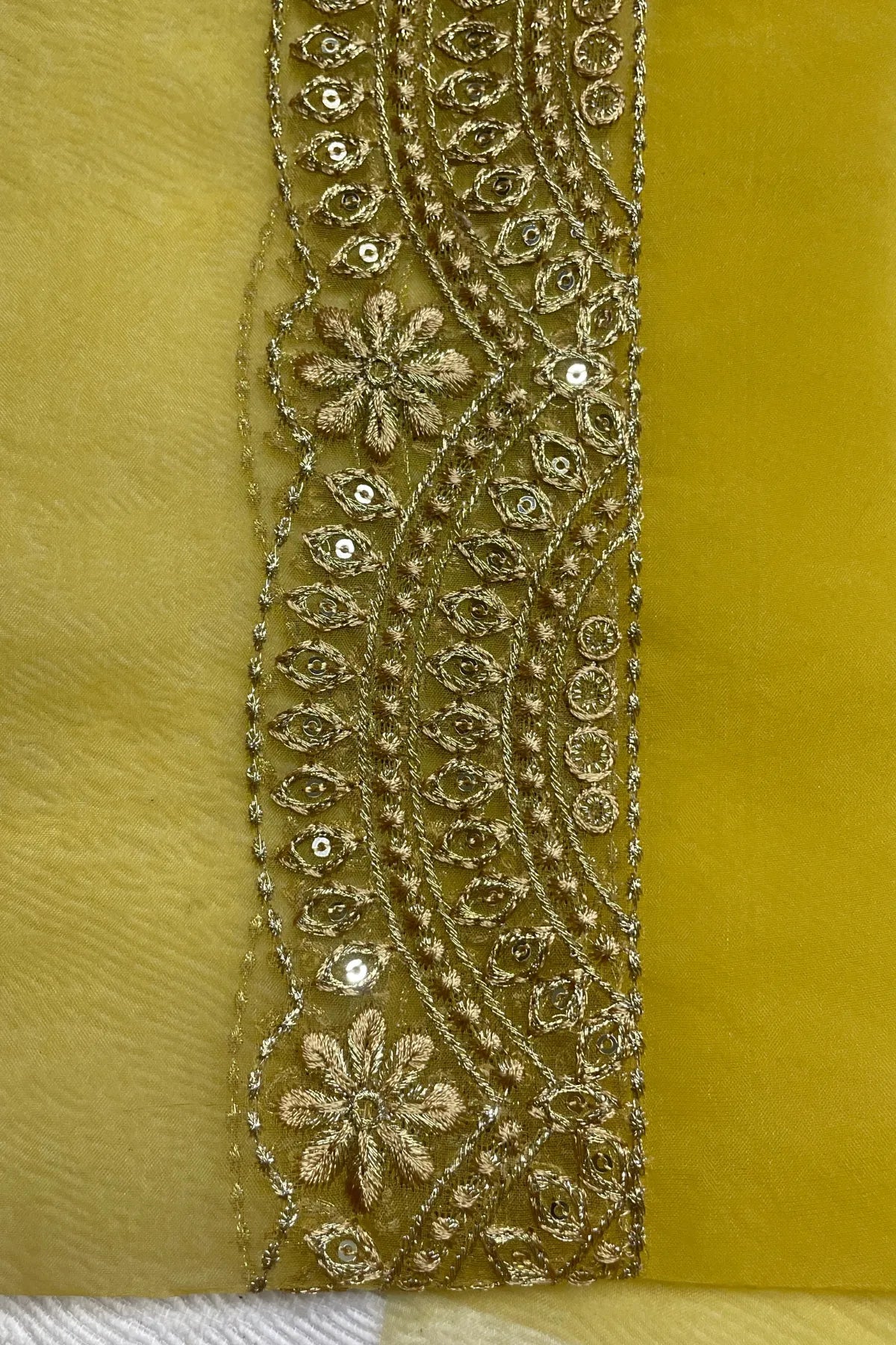 Yellow Set with Yard Border