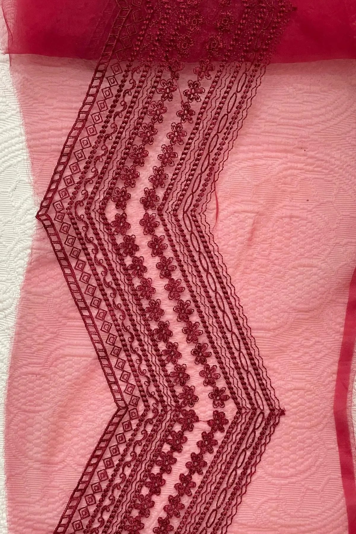 Sapphire Red Wide Border