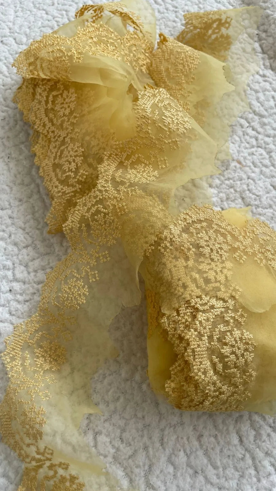 Yellow Pastel Cross-stitch Yard Border