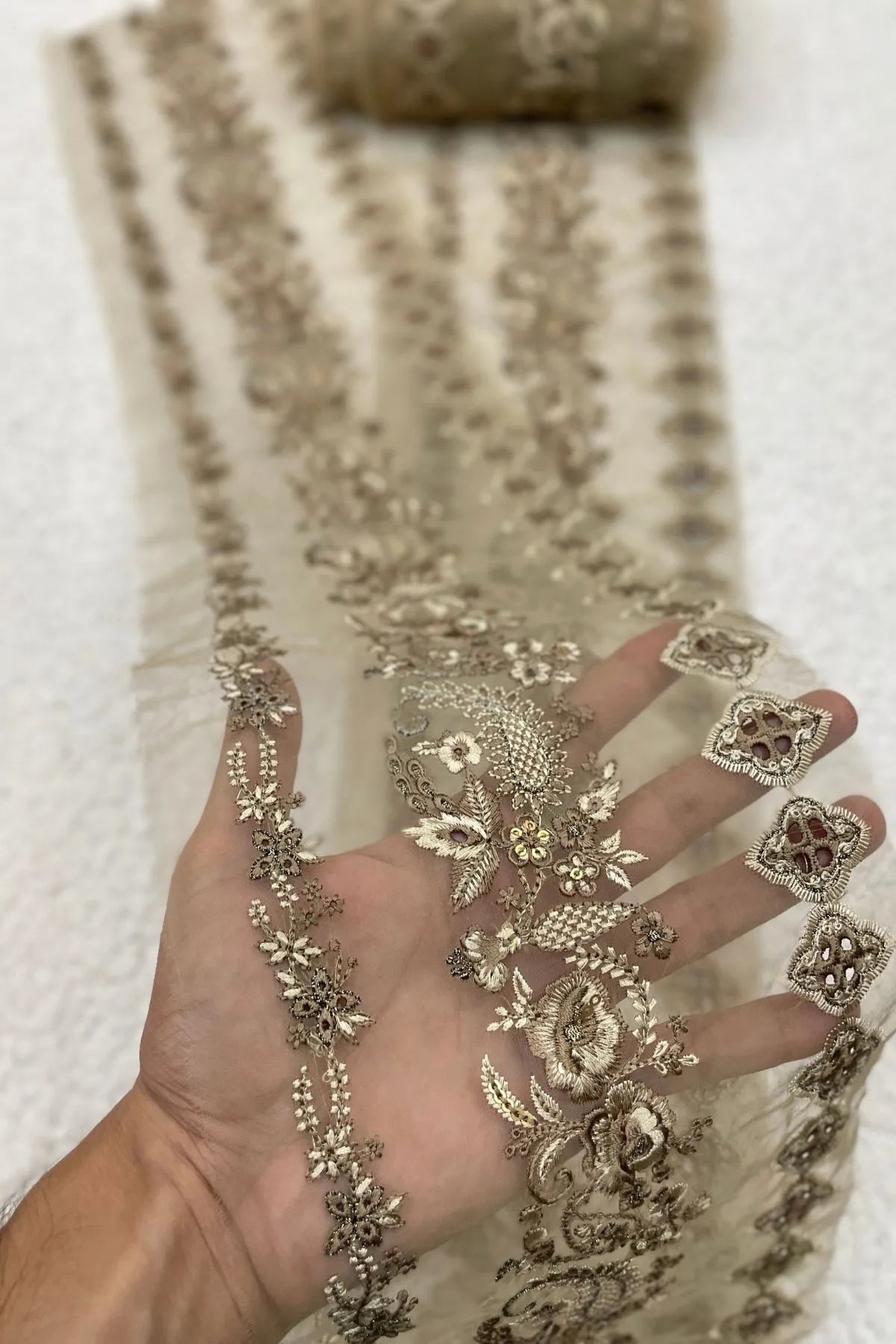 Maria B. Luxe Beige Border (35 inches long)