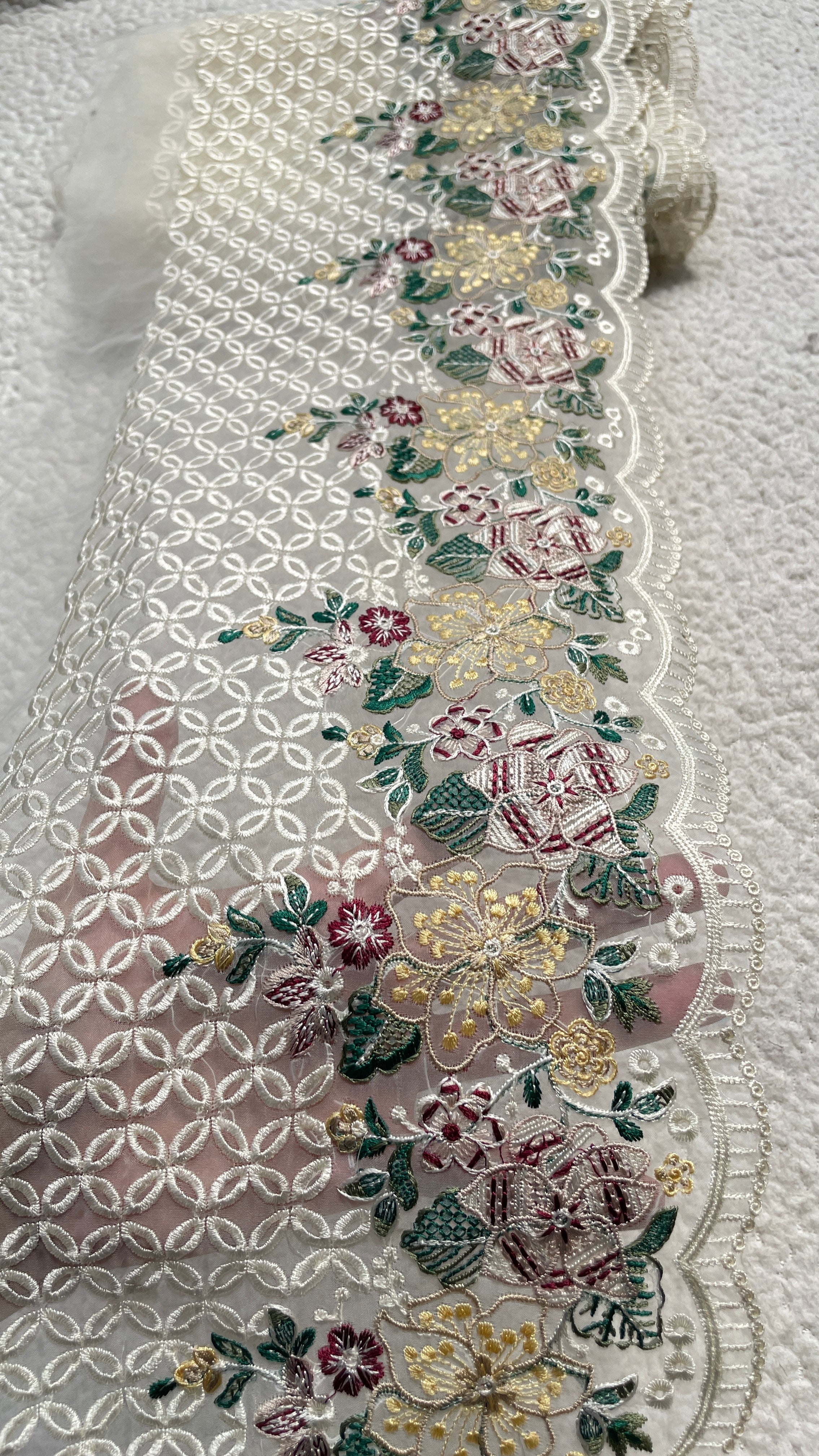 Royal White with Green Pink 35 inches  Border