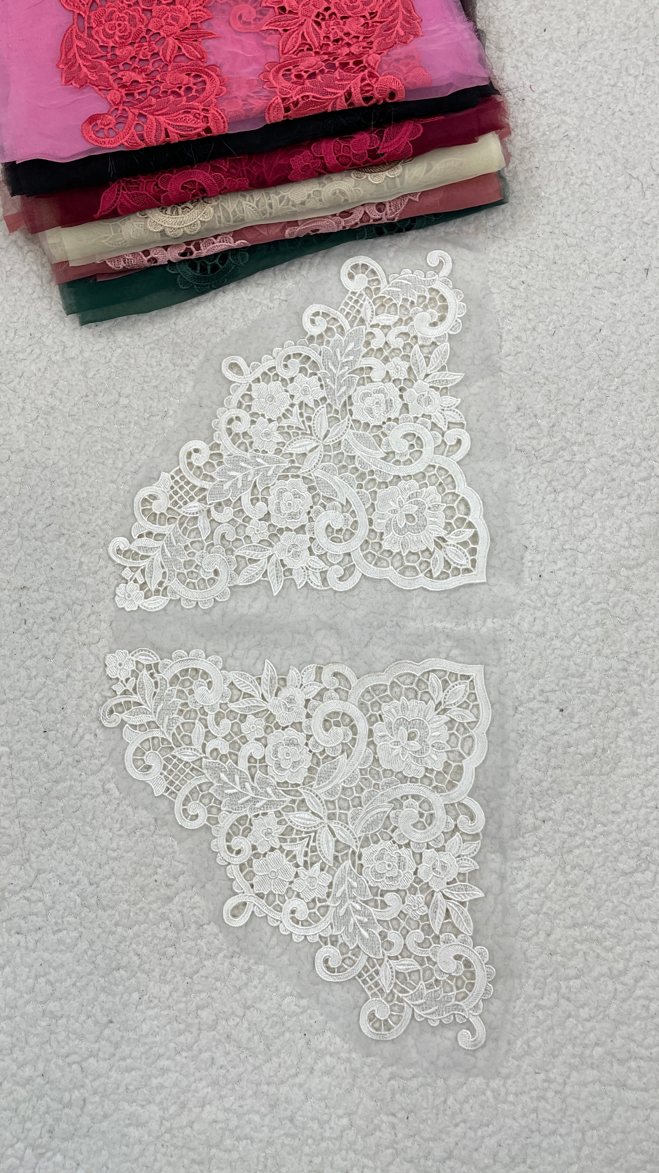 Laserwork Dyeable Pair of Dupatta Corners