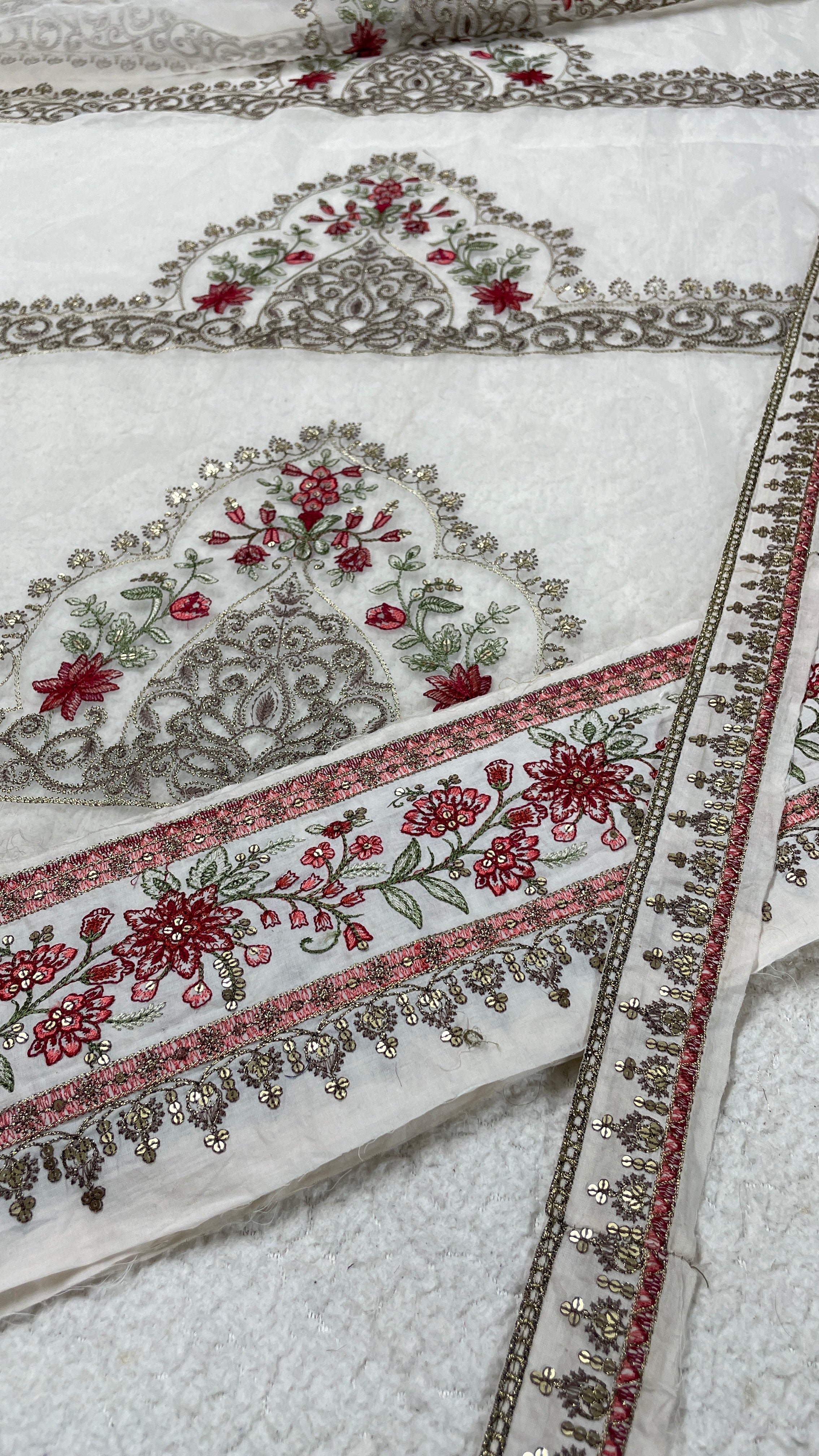 Maria B. Luxe Set of Borders