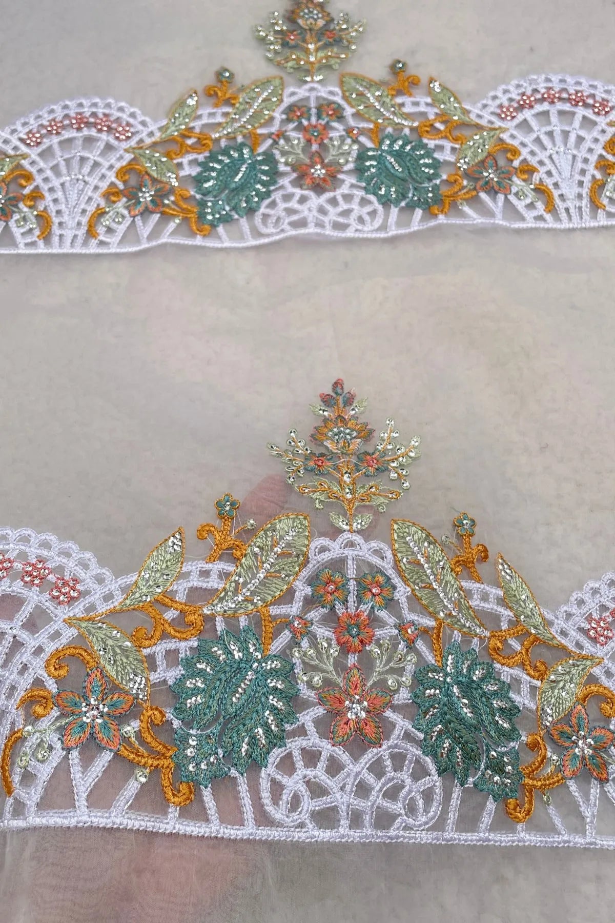 Pair of Sleeves Border Grey