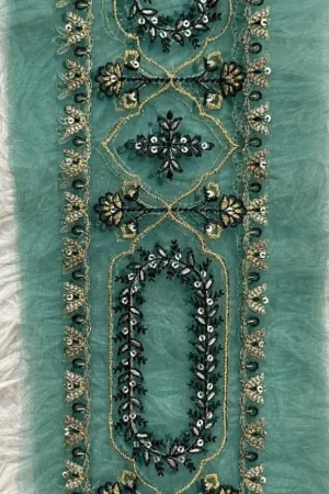 Sapphire luxe Border Yard