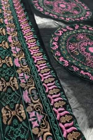 Sapphire Black Set (2 Motifs + 1 Yard Border)