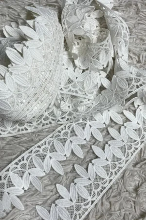 Dyeable 3D Milky Lace